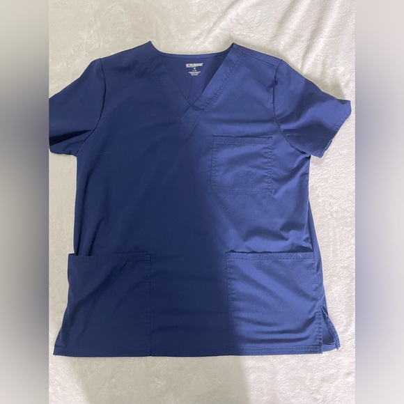 Scrub Set - Picture 6 of 7